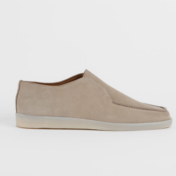 Loafers slip-on din piele întoarsă bej